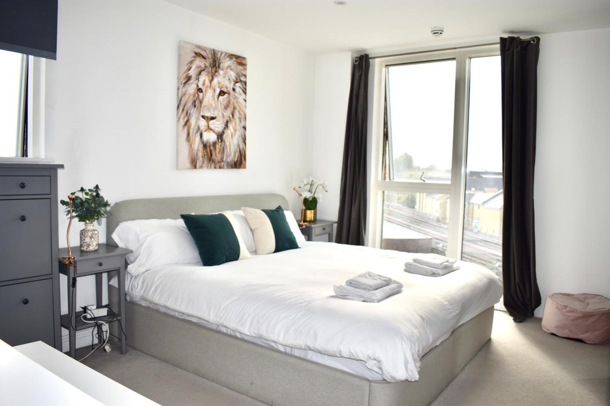 Apartment Balcony High End 2-bed Flat In Camberwell For 6 *